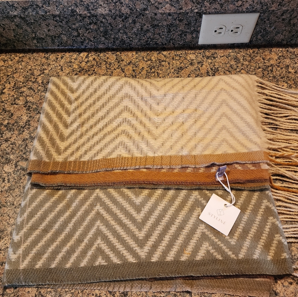 Styline Chevron Pattern Fringed Scarf - Tan, Gray, and Green, NWT
